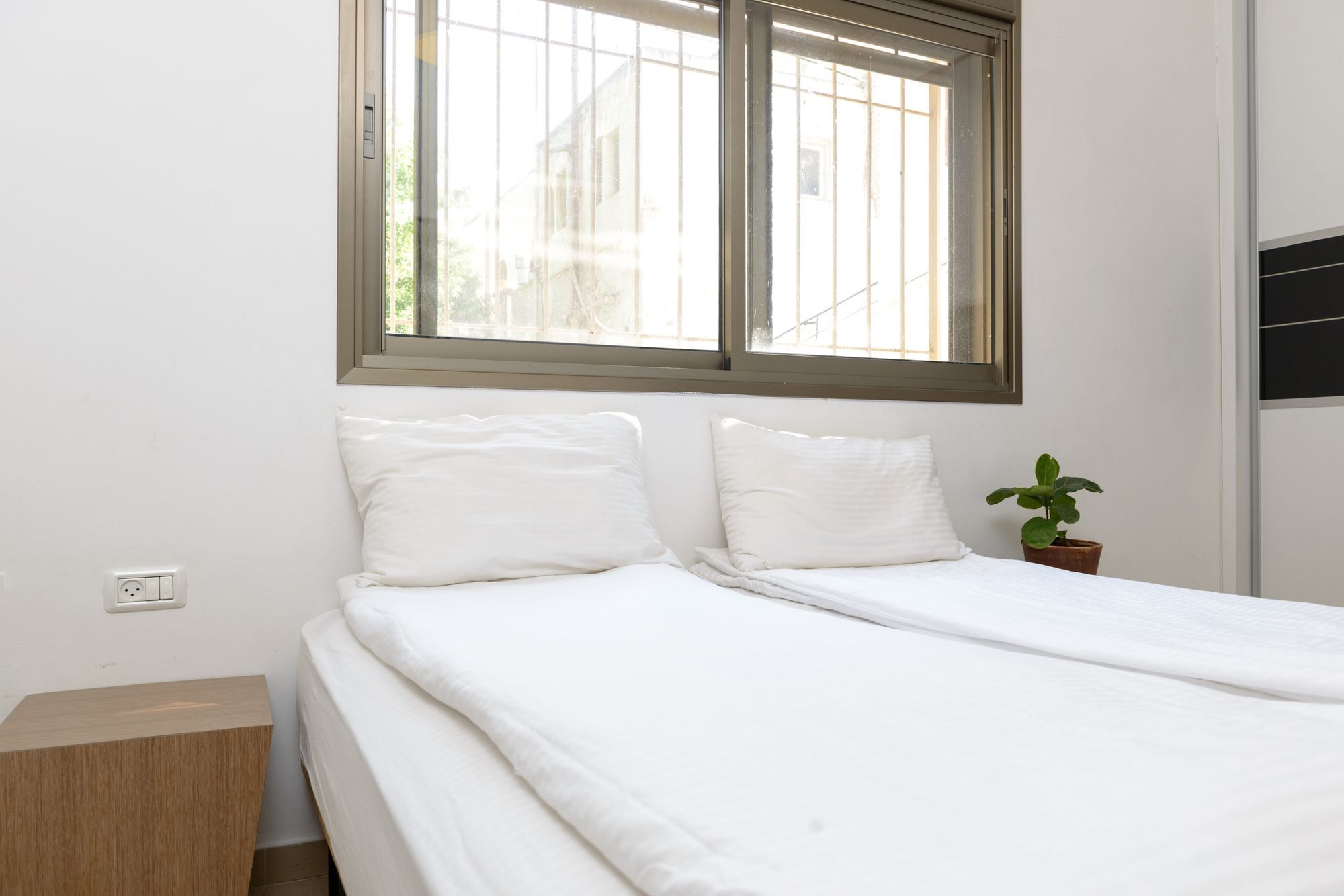 Your Home At Frishman Beach Тел Авив Екстериор снимка