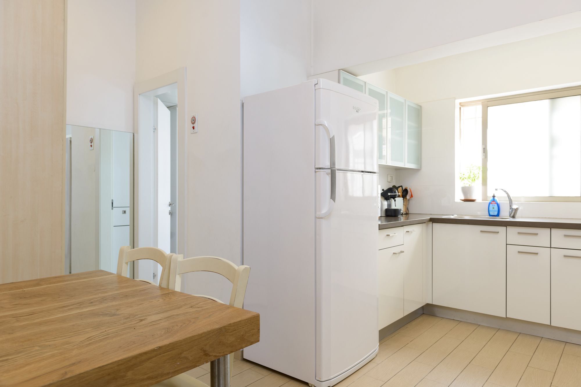Your Home At Frishman Beach Тел Авив Екстериор снимка