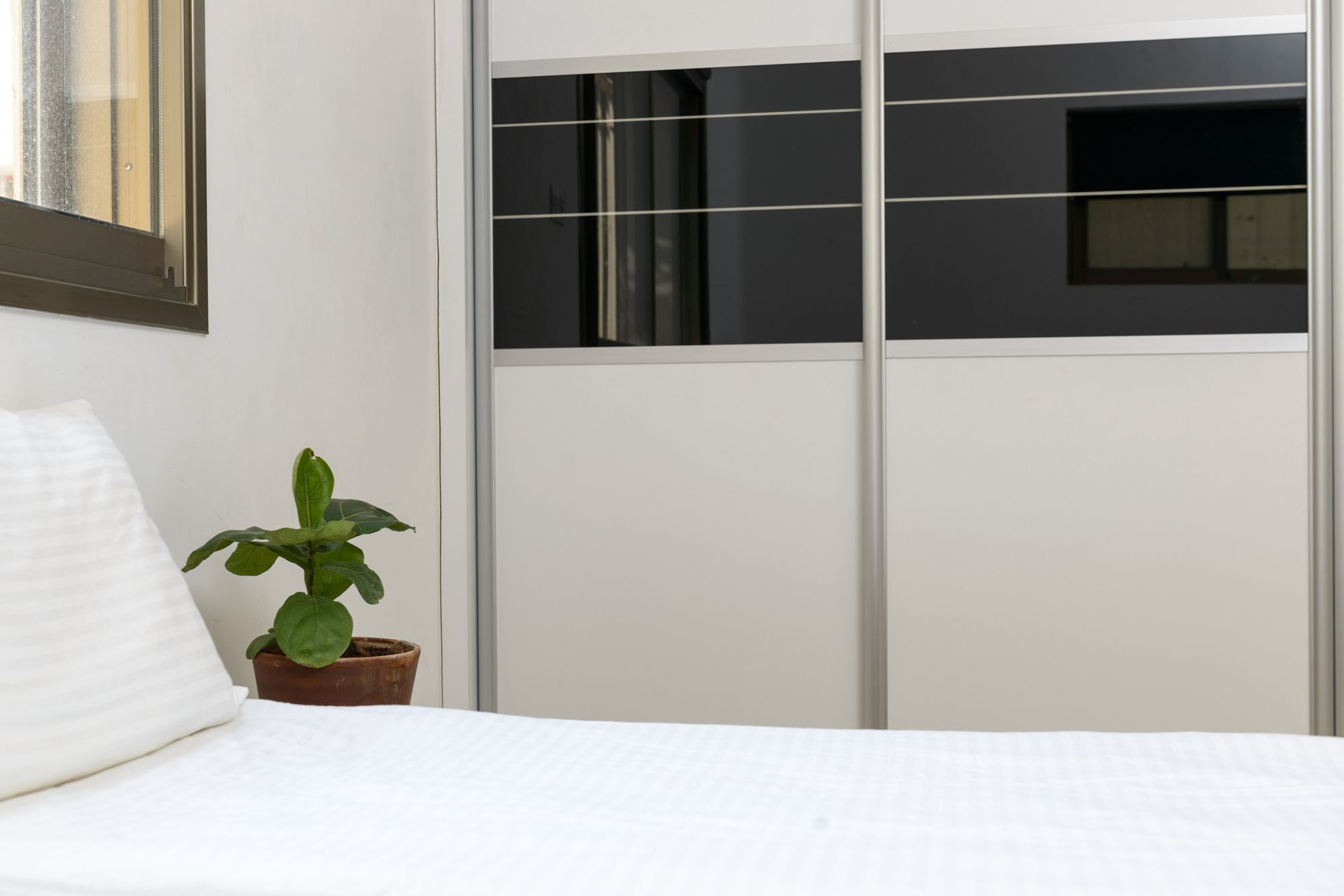 Your Home At Frishman Beach Тел Авив Екстериор снимка